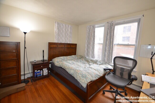 Foto del edificio - 316 Tappan St