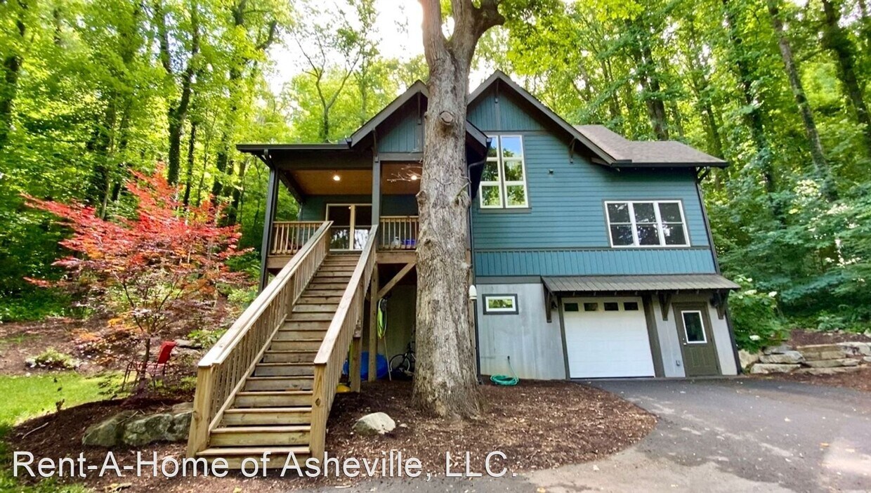 12 Beaverdam Knoll Rd, Asheville, NC 28804 House Rental in Asheville