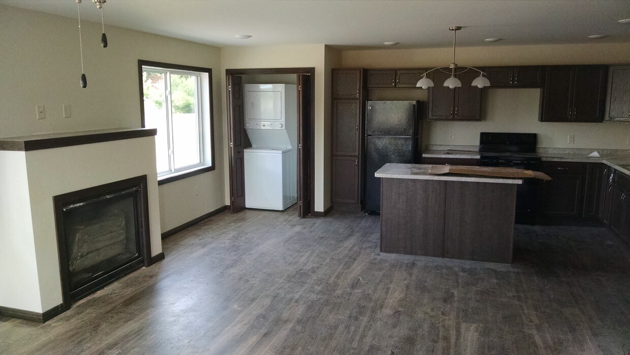 Foto principal - 3807 E Hamilton Ave