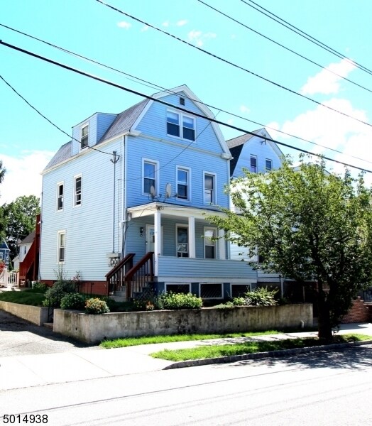 Building Photo - 40 Whittlesey Ave