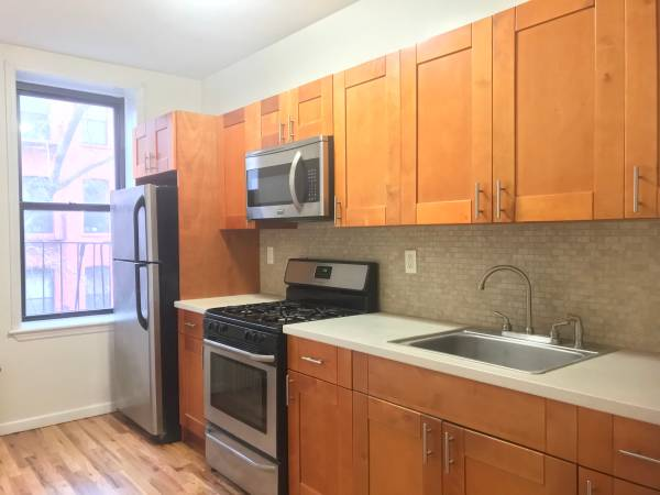 Primary Photo - 317 58th St