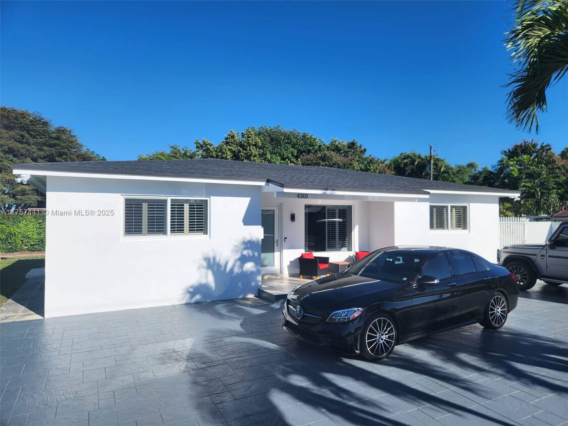 Foto principal - 4301 SW 85th Ave