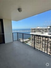 Building Photo - 1901 Brickell Ave