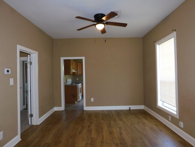 Foto del edificio - Cute 2 Bedroom 1 Bath House with Great Bac...