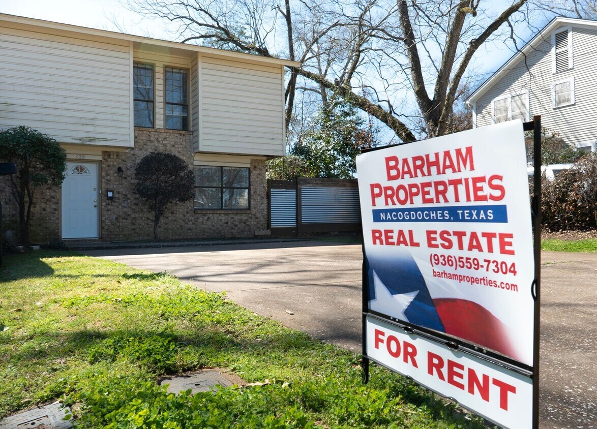 128 Hayter St, Nacogdoches, TX 75965 House Rental in Nacogdoches, TX
