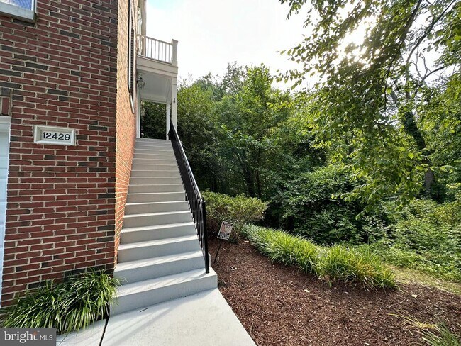 Foto del edificio - 12429 Dorforth Dr