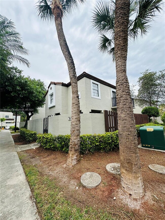 Foto del edificio - 10425 SW 154th Ct