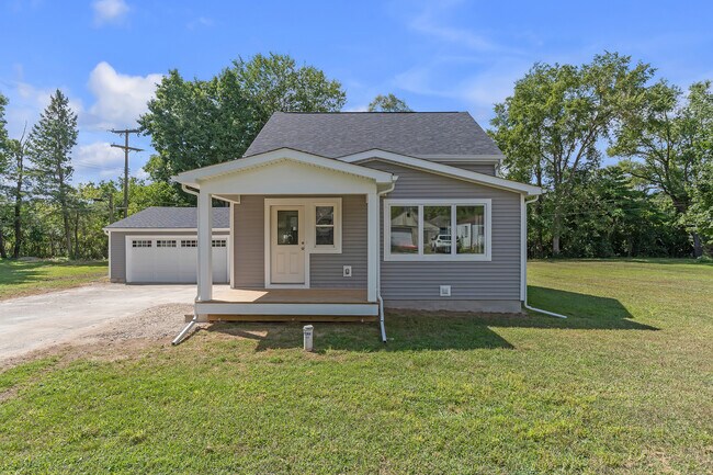 Foto del edificio - 9045 Hillcrest Dr