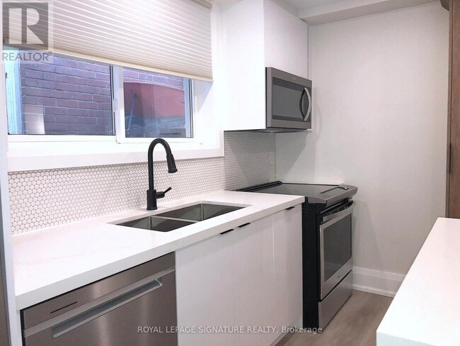 Building Photo - 218 Wheeler Ave