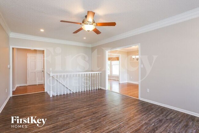 Foto del edificio - 3709 NE Chapel Dr
