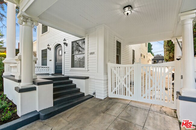 Foto del edificio - 4920 Marathon St