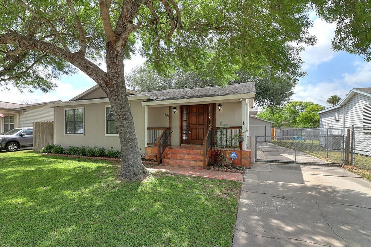 4913 Waltham 3/bed 2/bath 1795/mo House Rental in Corpus Christi