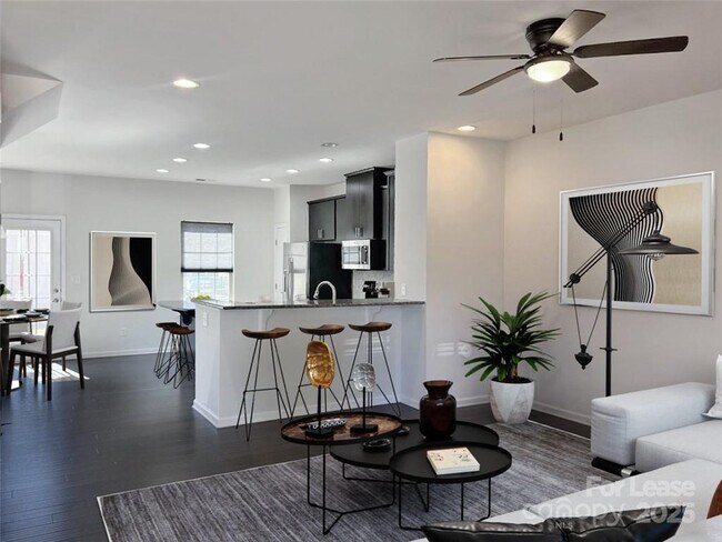 Foto del edificio - 4159 Millennium Ave