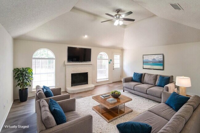 Building Photo - 58 Robins Nest Dr