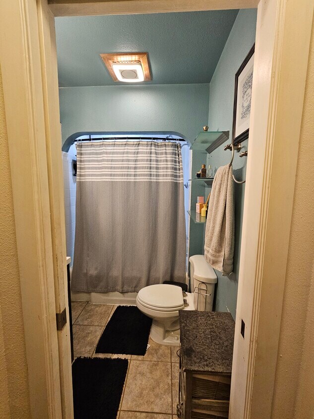 Foto principal - 1619 E 34th St