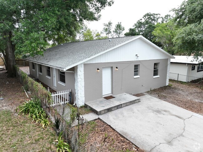 Building Photo - 8405 N Semmes St