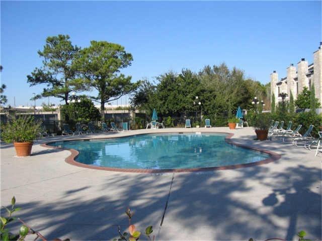 2824 Holly Hall St, Houston, TX 77054 - Condo for Rent in Houston, TX ...