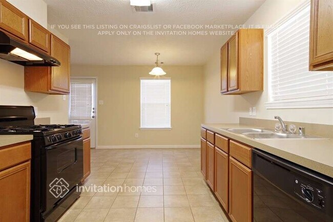 Foto del edificio - 12707 Claradeen Ct