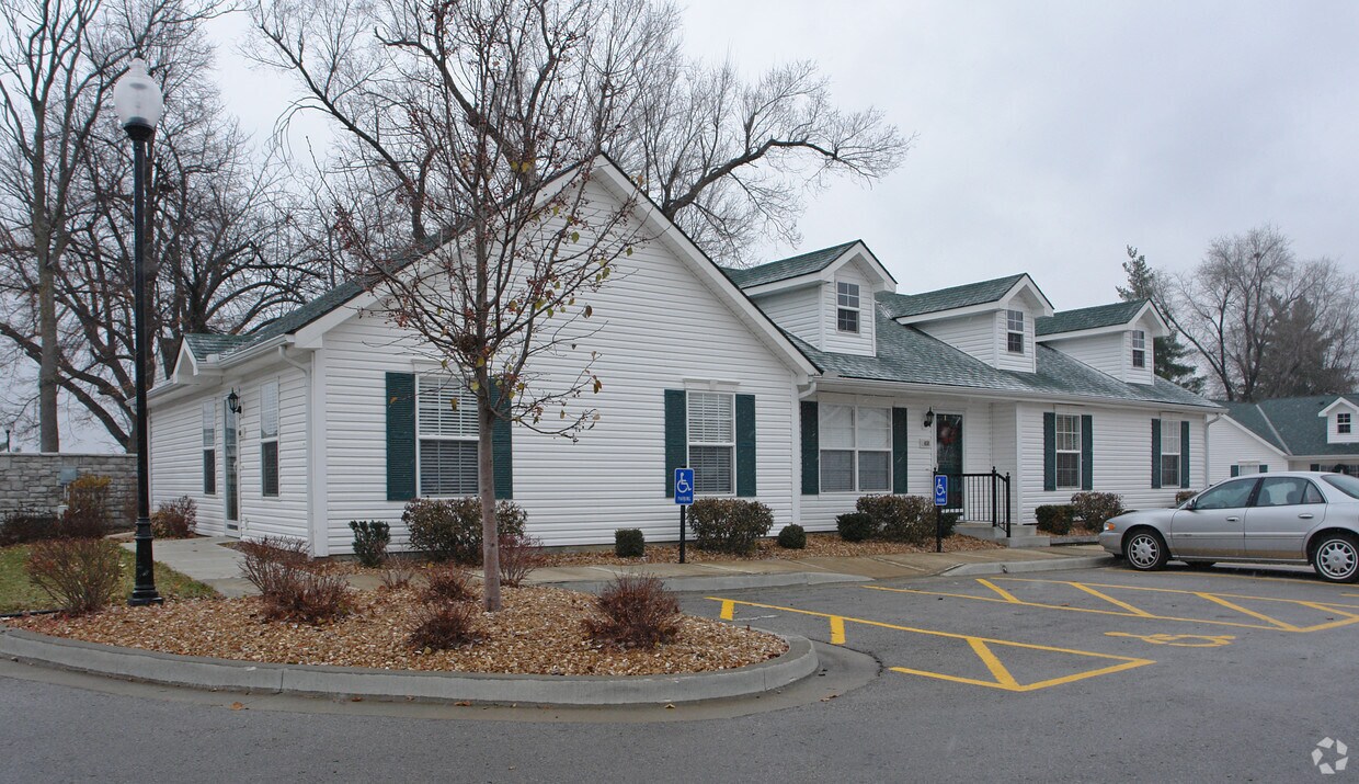 Heritage Farms Apartments - Blue Springs, MO | Apartments.com