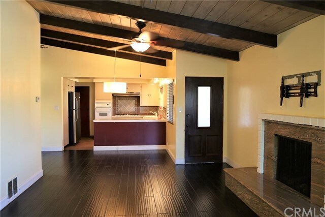 Building Photo - 1220 Huntington Dr