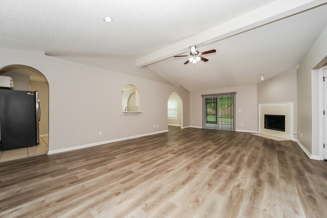 Building Photo - 4758 Secret Harbor Dr