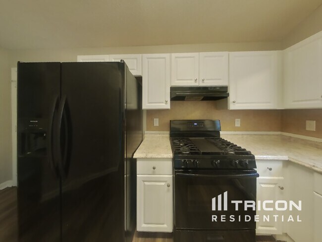 Building Photo - 23 Villa Rosa Ln