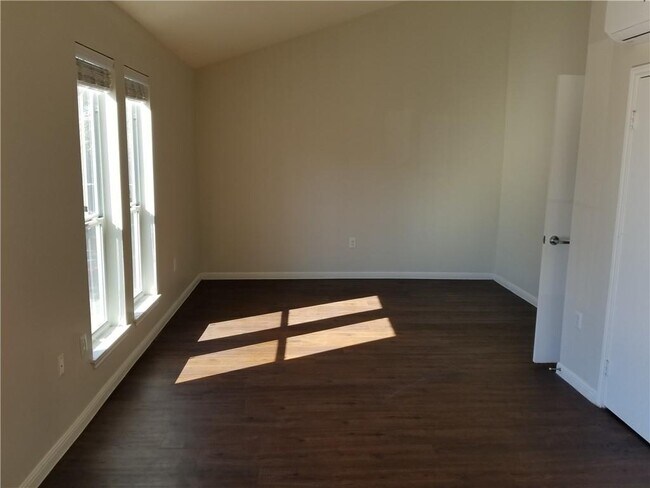 Foto del edificio - 2512 Durwood St
