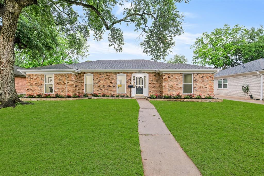 Primary Photo - 5834 Queensloch Dr