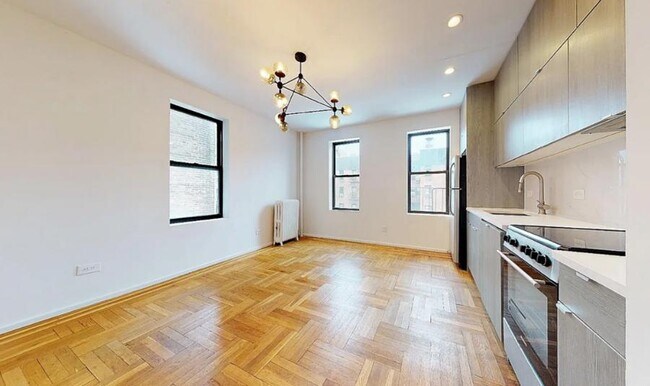 Foto del edificio - Seaman Ave