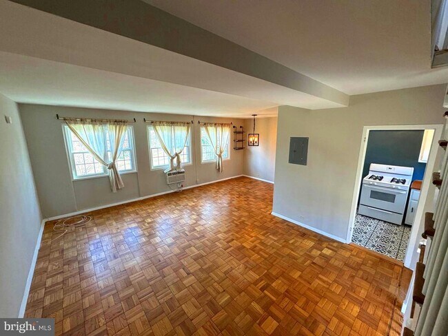 Foto del edificio - 1726 Preston Rd