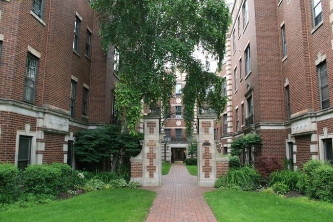 Foto del edificio - 408 Ridge Ave