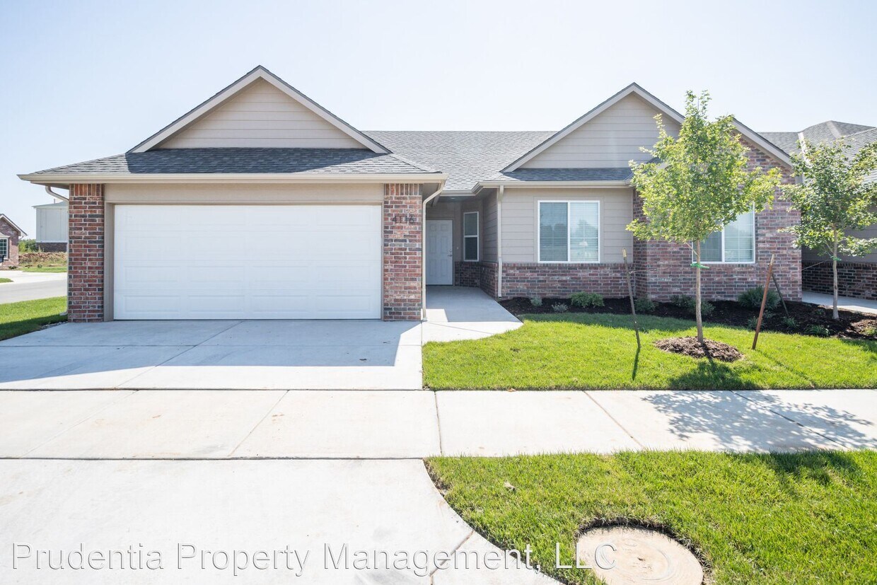 2 br, 2 bath House 4171 Manchester Ct House Rental in Maize, KS