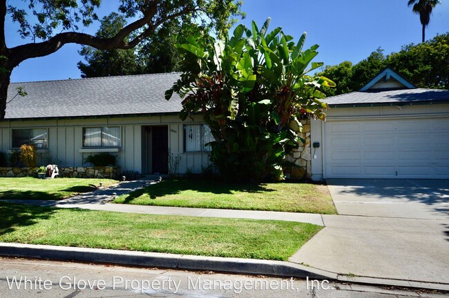 Building Photo - 2 br, 2 bath House - 3604 Country Club Dr.