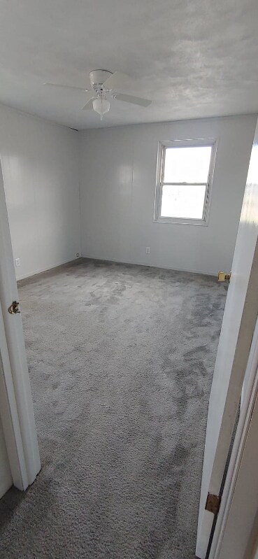 Foto del edificio - 4 Golf Rd