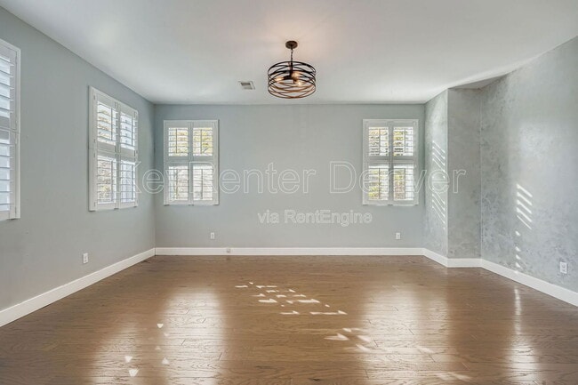 Foto del edificio - 2474 Eaton St