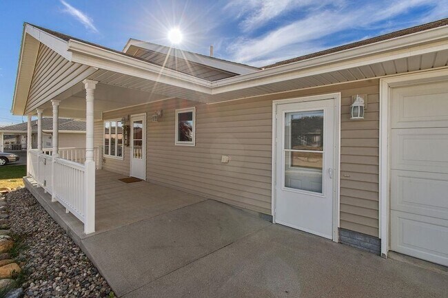 Foto del edificio - 112 N 5th St