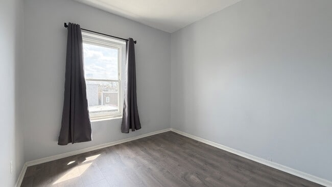 Building Photo - 1309 W Huron St