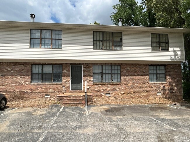Building Photo - 263 Tinker Hill Cv