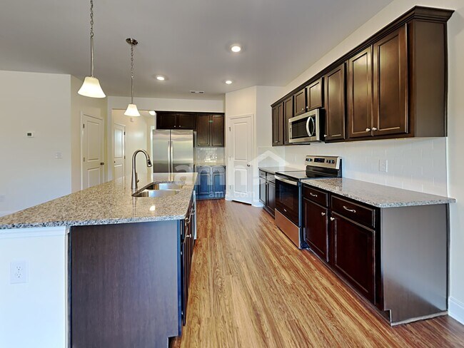 Foto del edificio - 2105 Overlake Cir