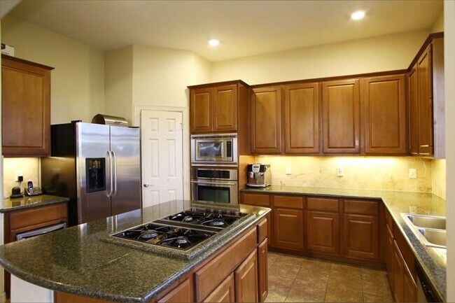 Foto del edificio - 8027 Pagosa Springs Dr