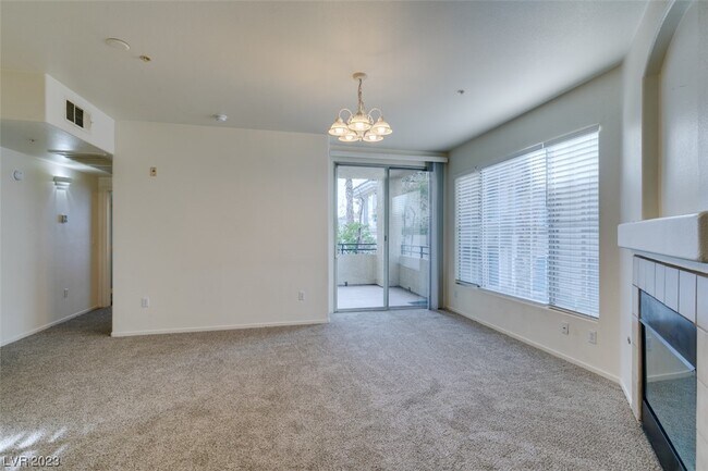 Foto del edificio - 7143 S Durango Dr