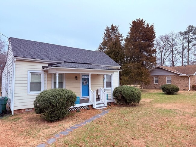 Building Photo - 906 N Concord Ave