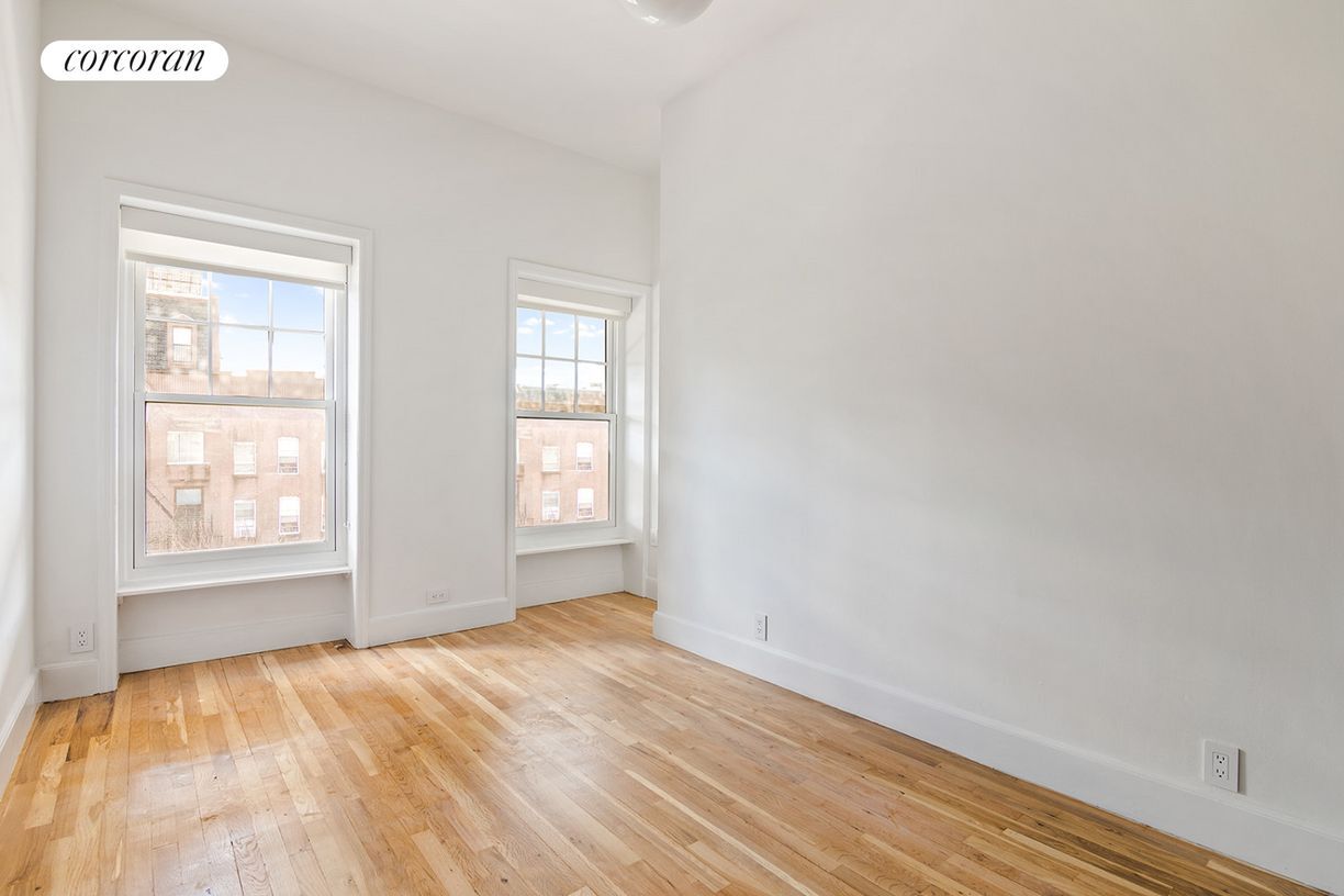 Building Photo - 91 2nd Pl