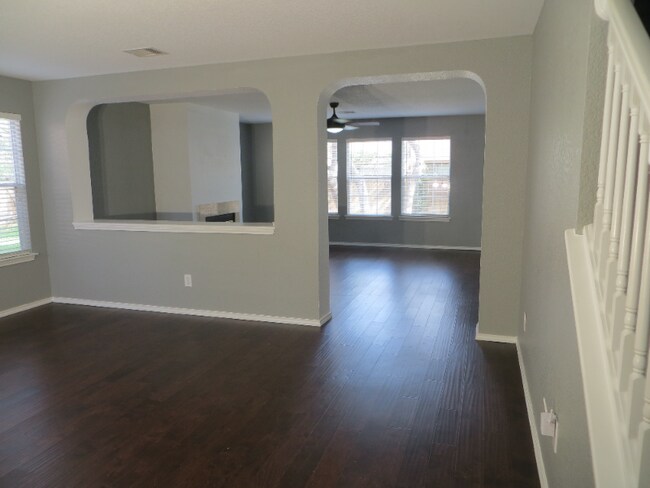 Building Photo - 7203 Avator Bay