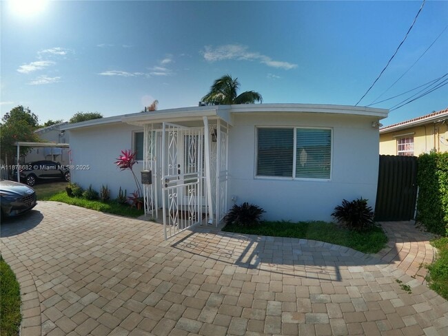 Foto del edificio - 2236 Grant St