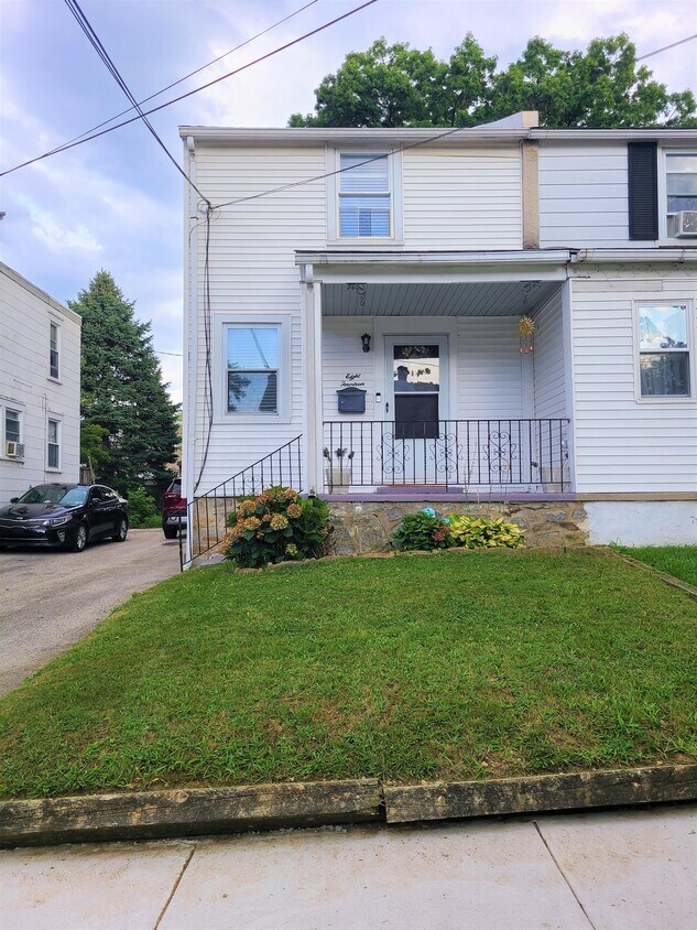 Primary Photo - 814 Pitman Ave