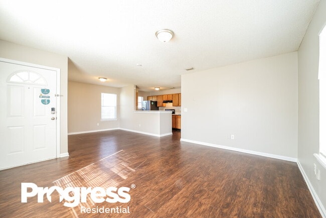 Building Photo - 1557 E 30th St