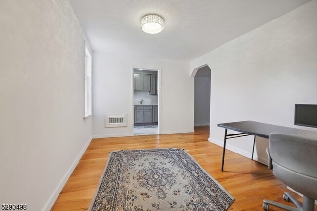 Building Photo - 176 Millburn Ave