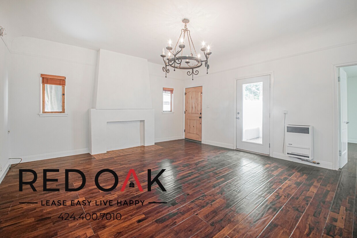Foto principal - 417 S Coronado St