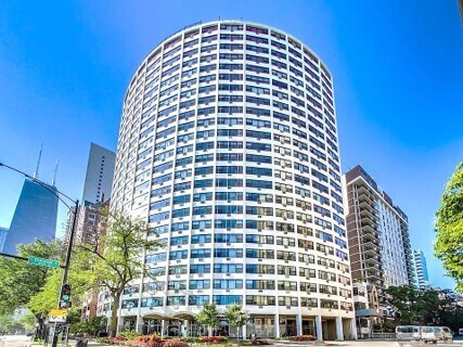 Primary Photo - 1150 N Lake Shore Dr